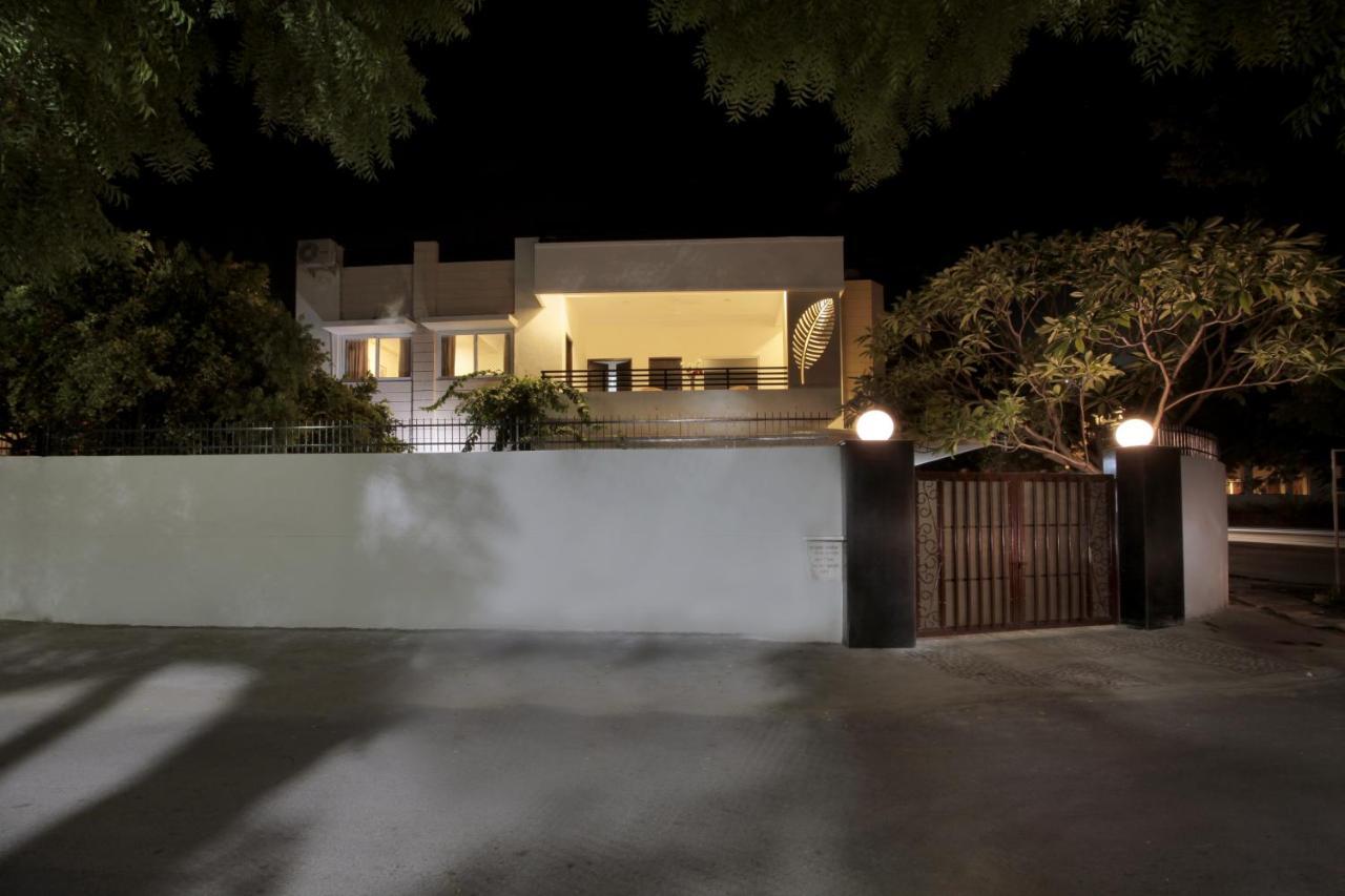 Mimosa Udaipur Bed and Breakfast Buitenkant foto