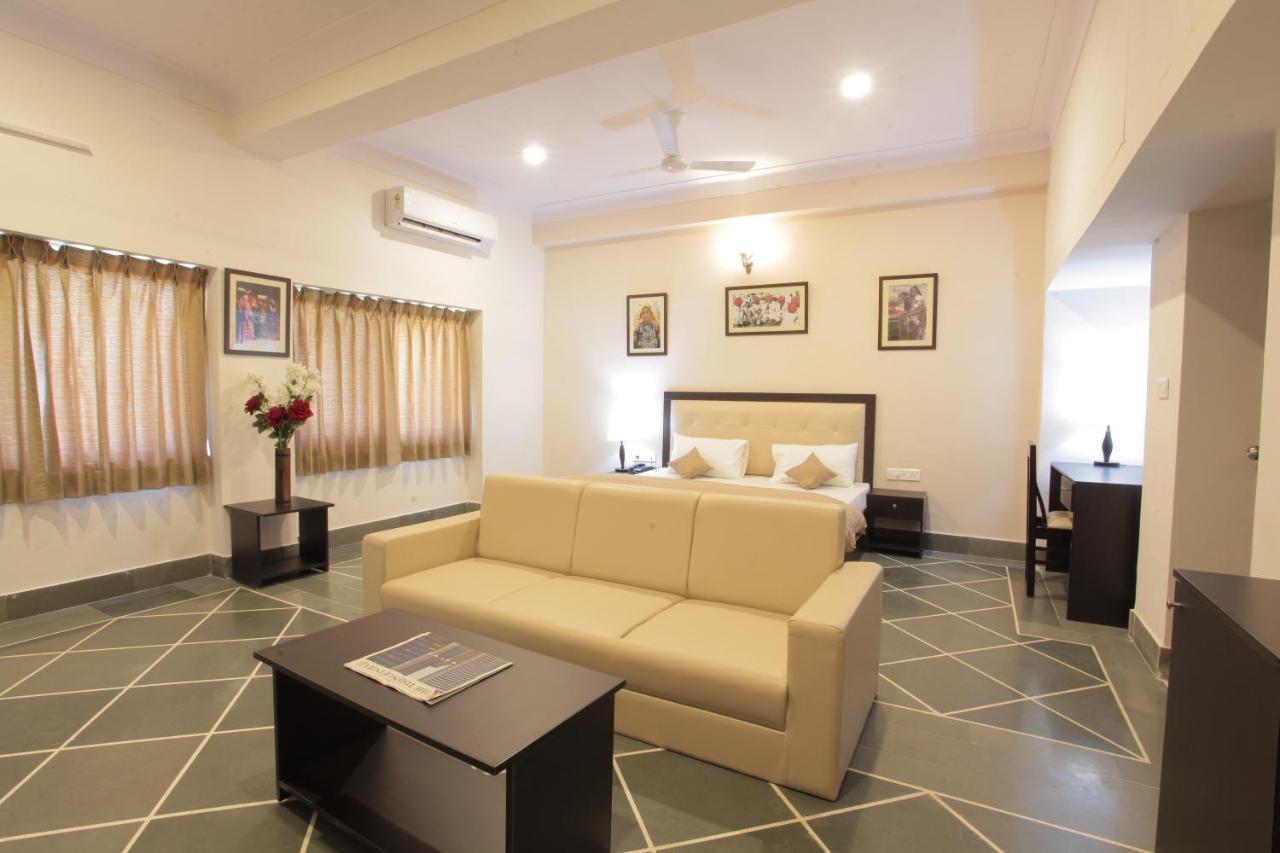 Mimosa Udaipur Bed and Breakfast Buitenkant foto